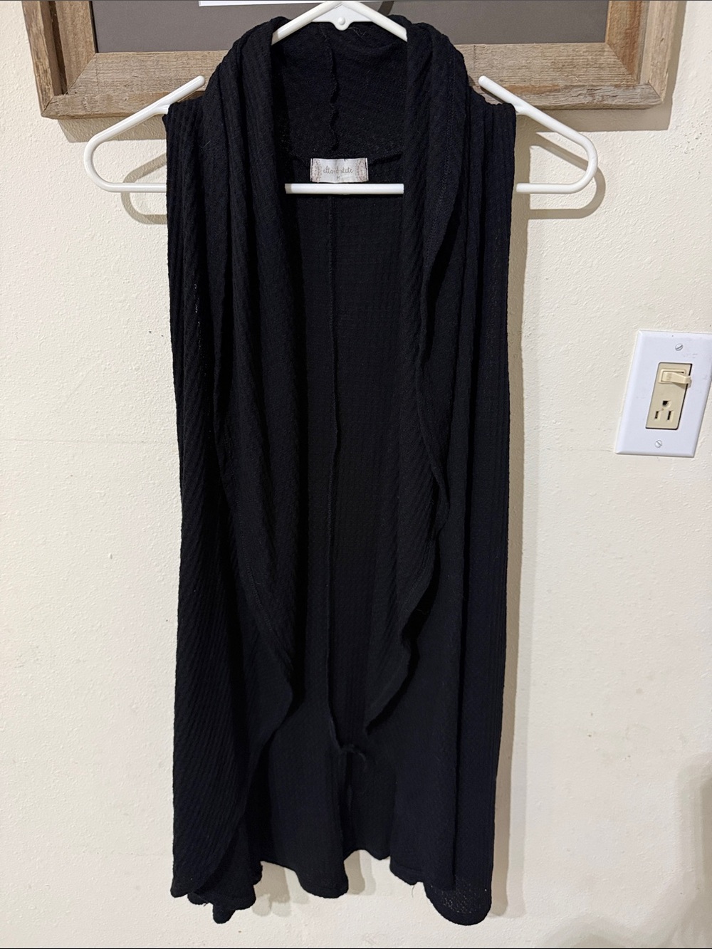 Altar'd State Black Open-Front Draped Sleeveless Knit Cardigan with Pockets